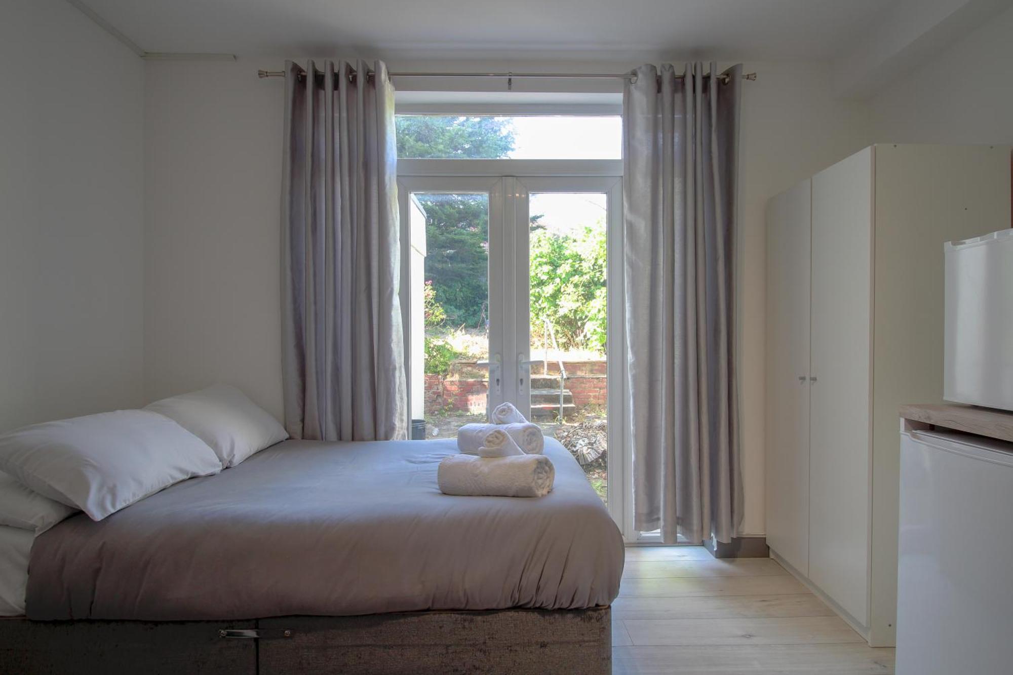 Double Modern Studio London Apartment Exterior photo
